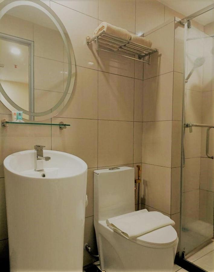 My Inn Hotel Inanam Экстерьер фото